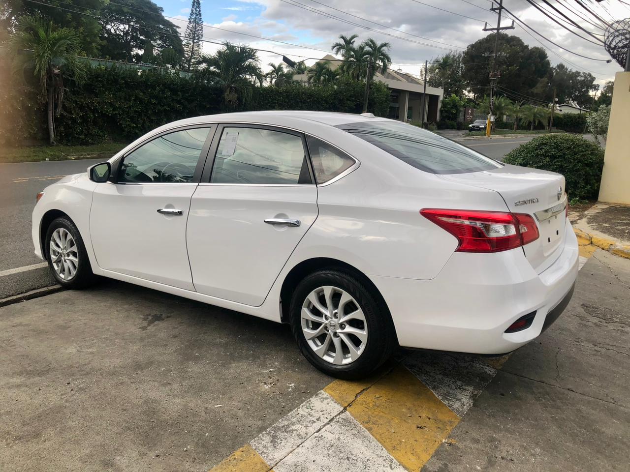 carros - Nissan sentra 2019 4