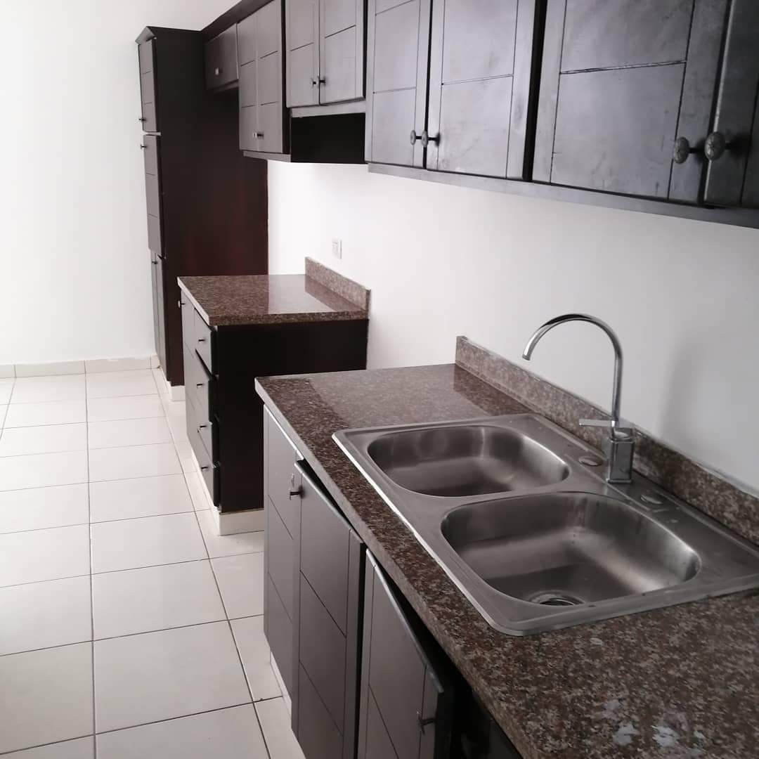 apartamentos - Hermoso Apartamento en Alquiler!Ubicado en una zona tranquila y segura,  3