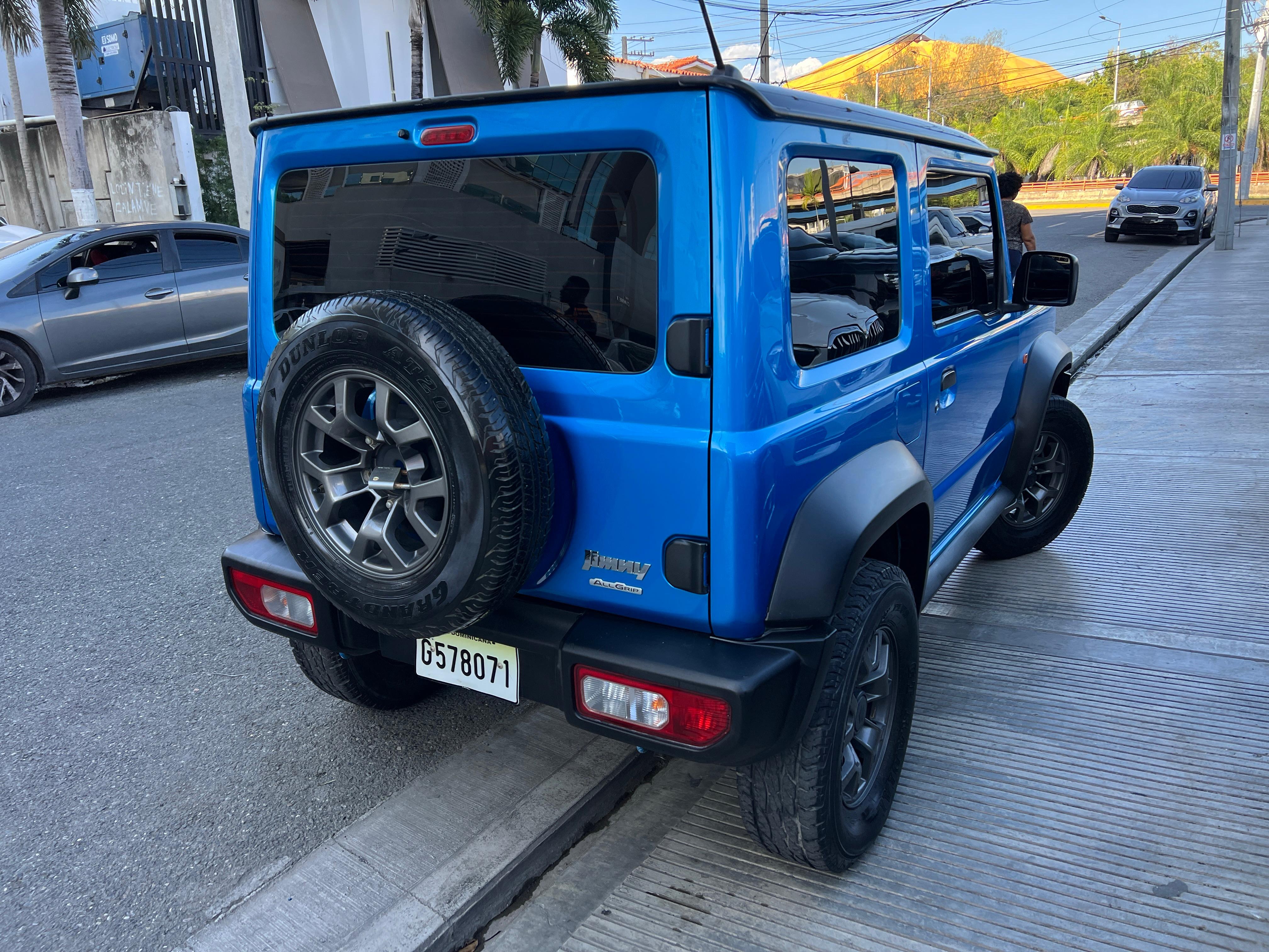 jeepetas y camionetas - Suzuki Jimny GL 4WD 2022 3