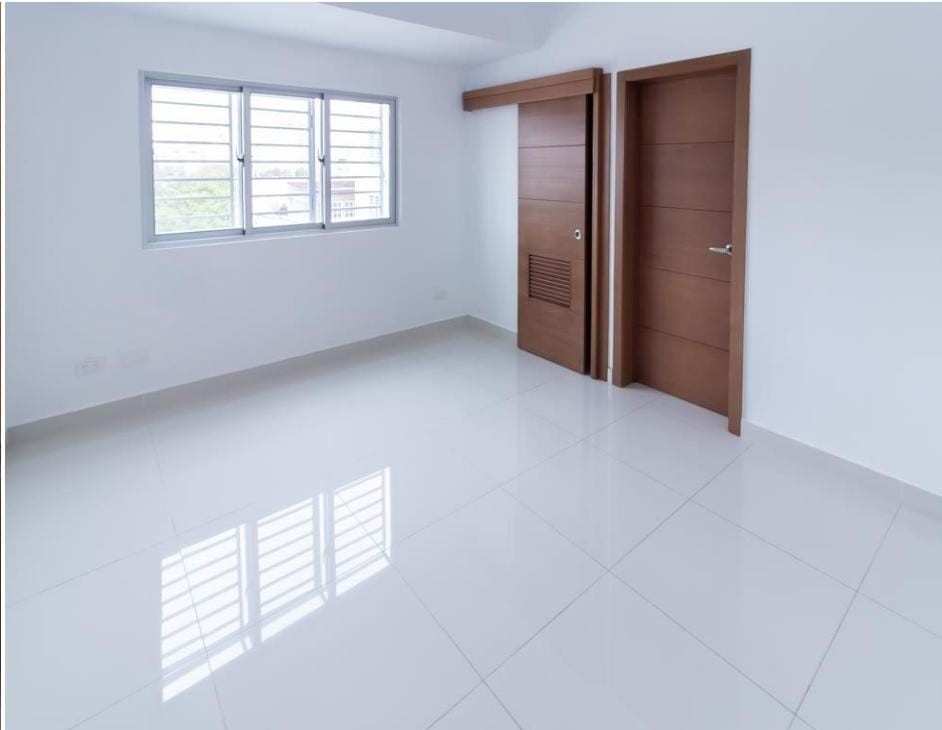 apartamentos - Apartamento con línea blanca en alquiler en Urb. Real U$S 1,350 8