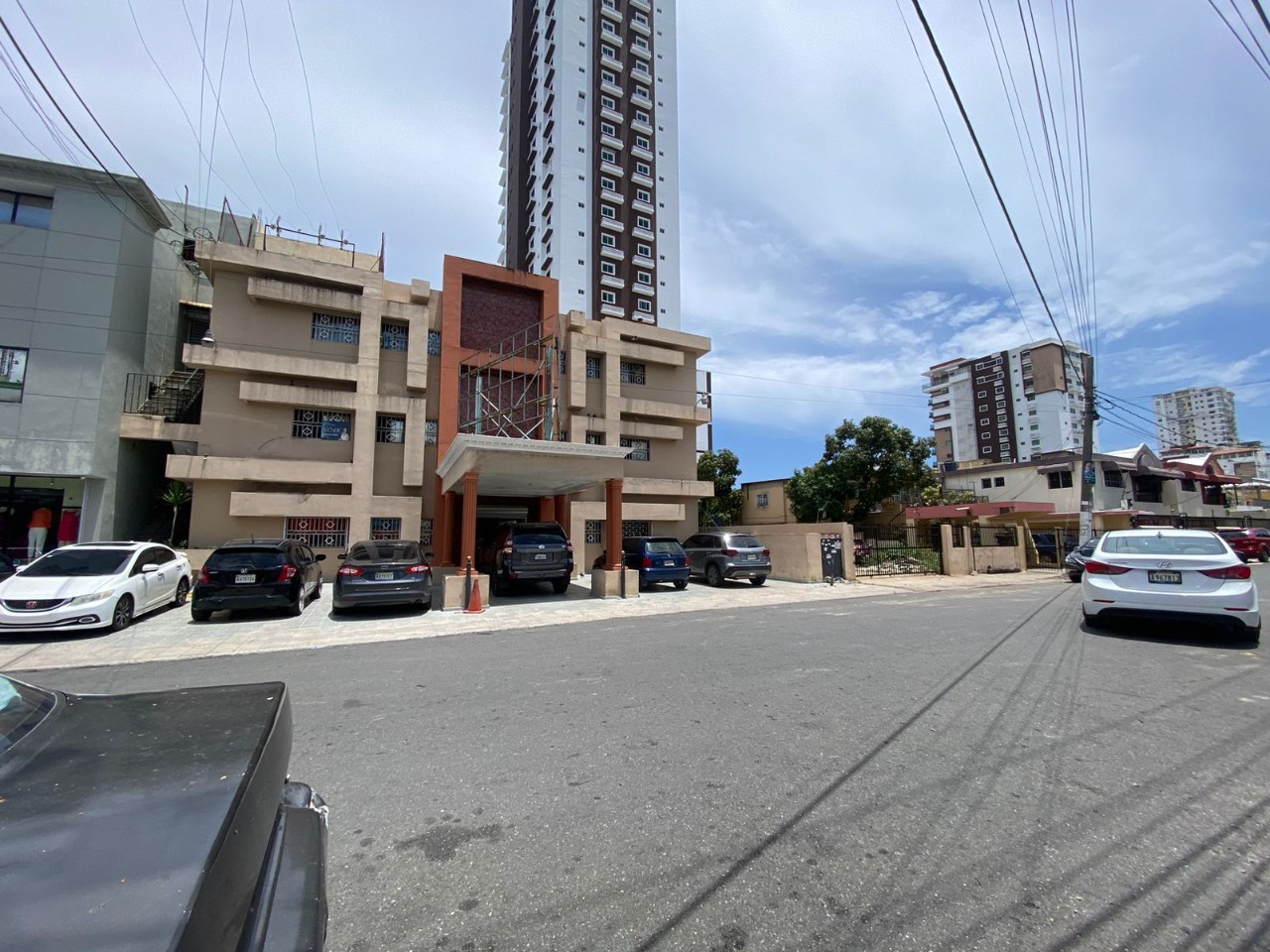 otros inmuebles - Edificio en venta en Alma Rosa I, Santo Domingo Este 0