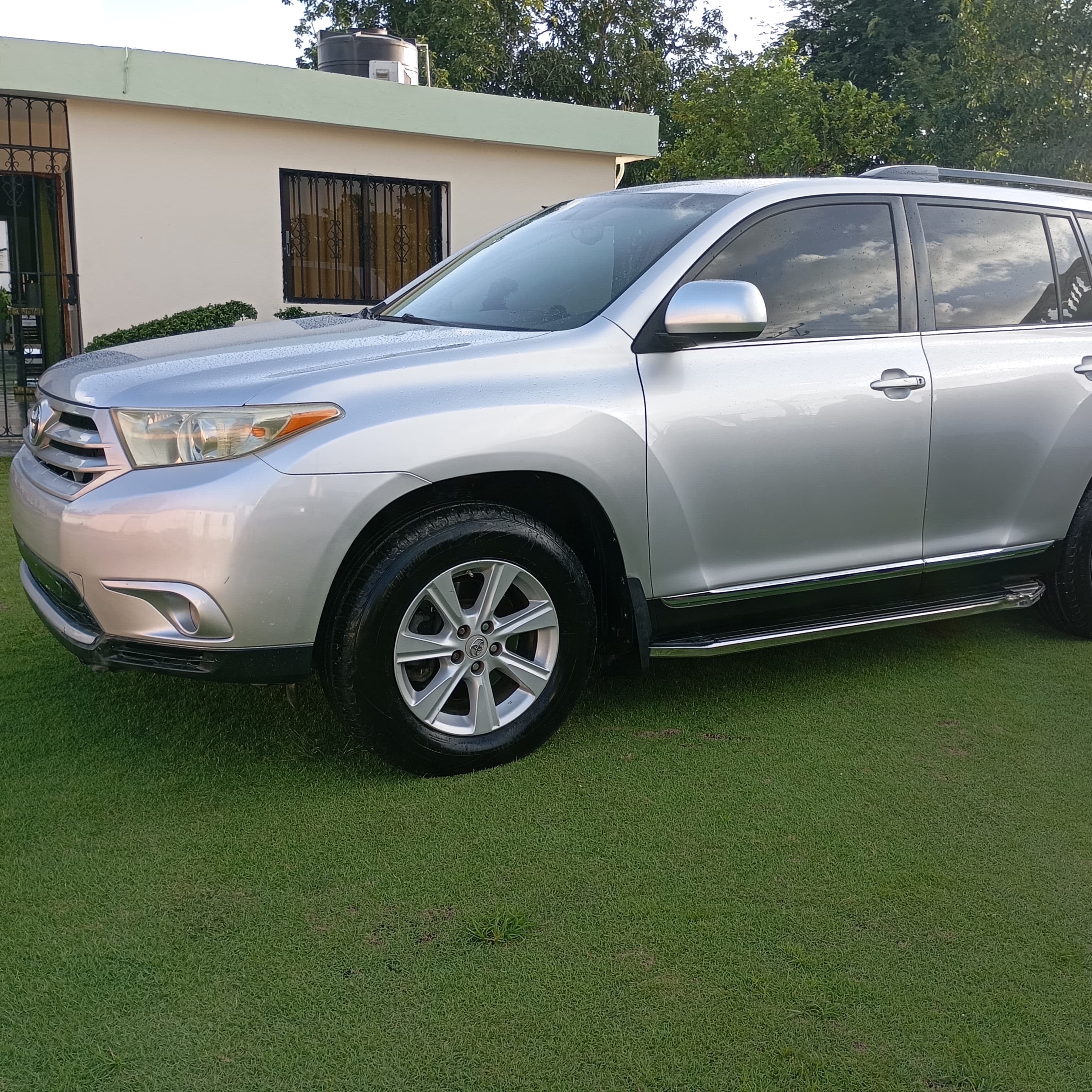 jeepetas y camionetas - Toyota Highlander 2011