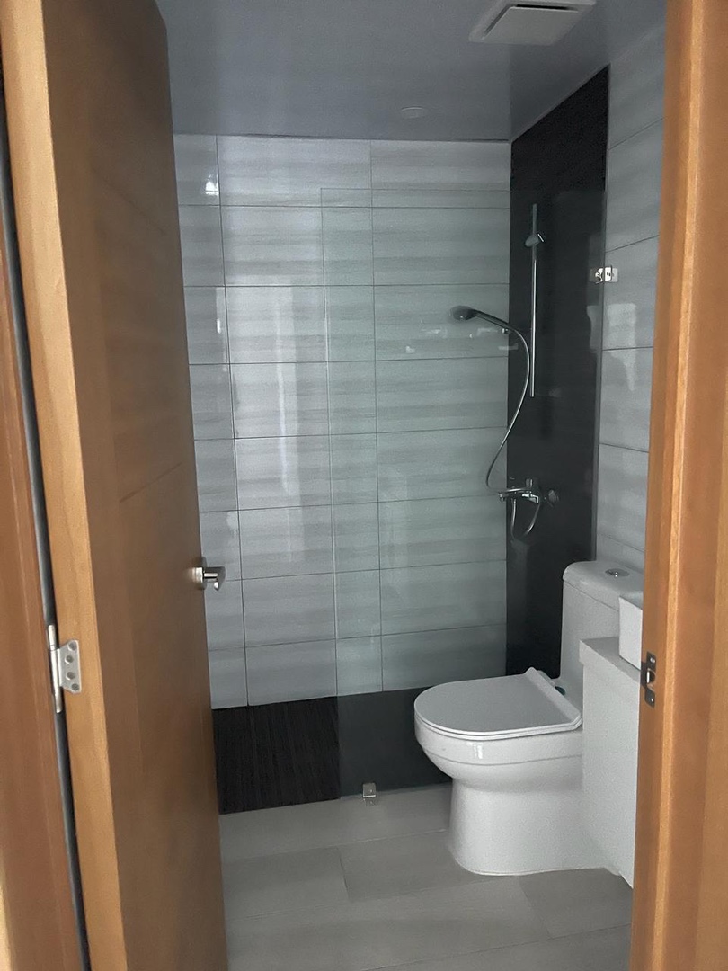 apartamentos - Vendo apartamento 
Naco📍 nuevo a estrenar! 5to piso. Ligeramente negociable  7