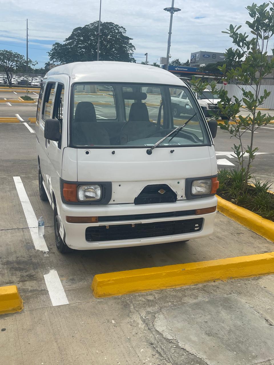 otros vehiculos - daihatsu hijet 2001