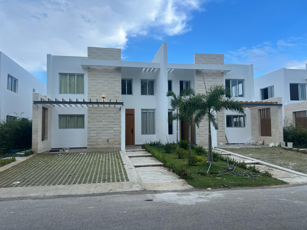 casas vacacionales y villas - Vendo hermosa villa en Playa Nueva Romana  7