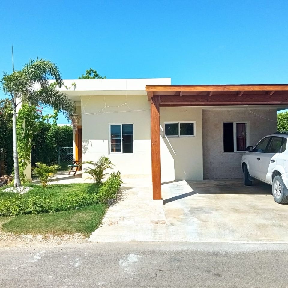 casas - Casa en Bavaro de oportunidad