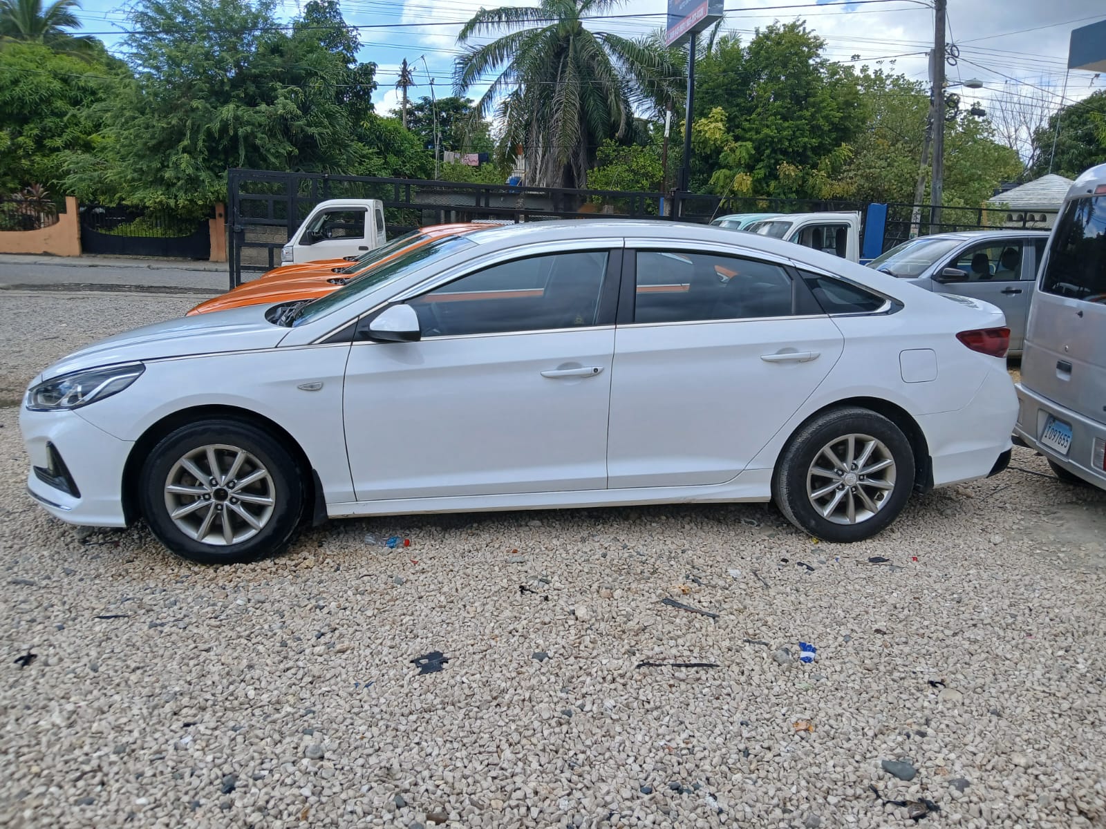 carros - VENDO HYUNDAI NEW RISE 2019 FINANCIAMIENTO DISPONI 3