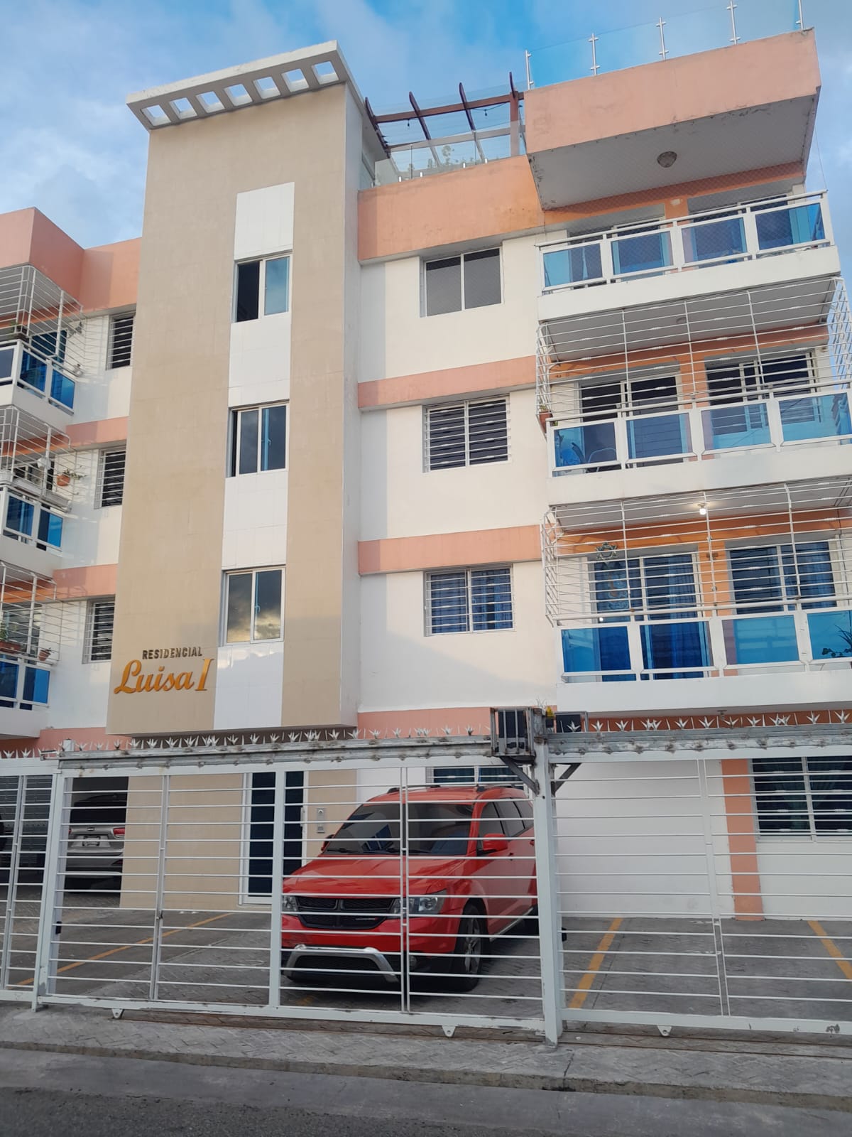 apartamentos - vendo Apartamento en residencial mirador del este  0