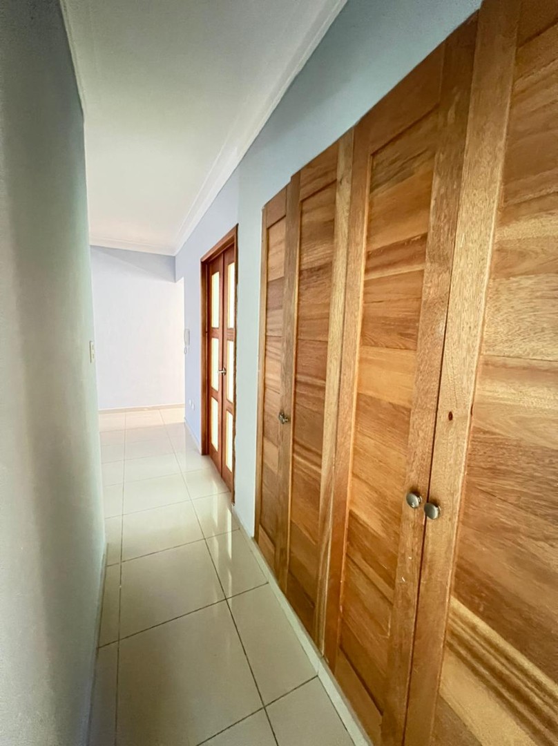 apartamentos - Alquiler de 3 habitaciones, Arroyo Hondo Viejo 📍 3