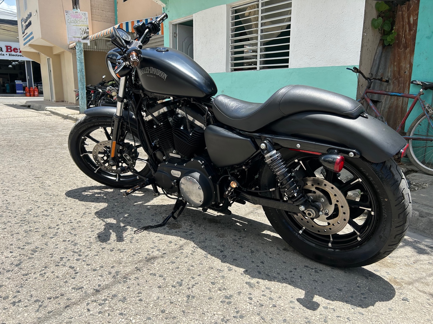 motores y pasolas - Harley Davidson Sportster Xl 883 año 2019 2