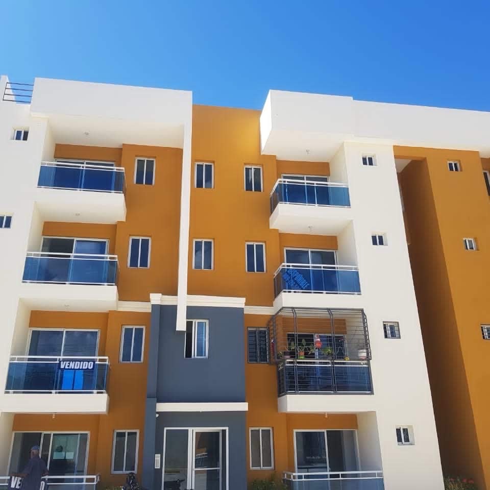 apartamentos - venta de apartamento 1er nivel en la autopista de san Isidro prado oriental 