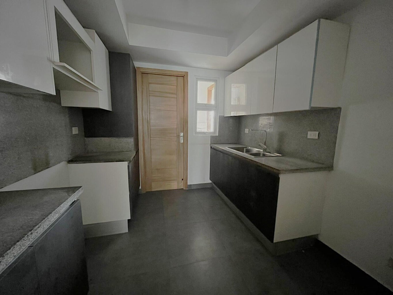 apartamentos - Apartamento en Alquiler en Piantini 9