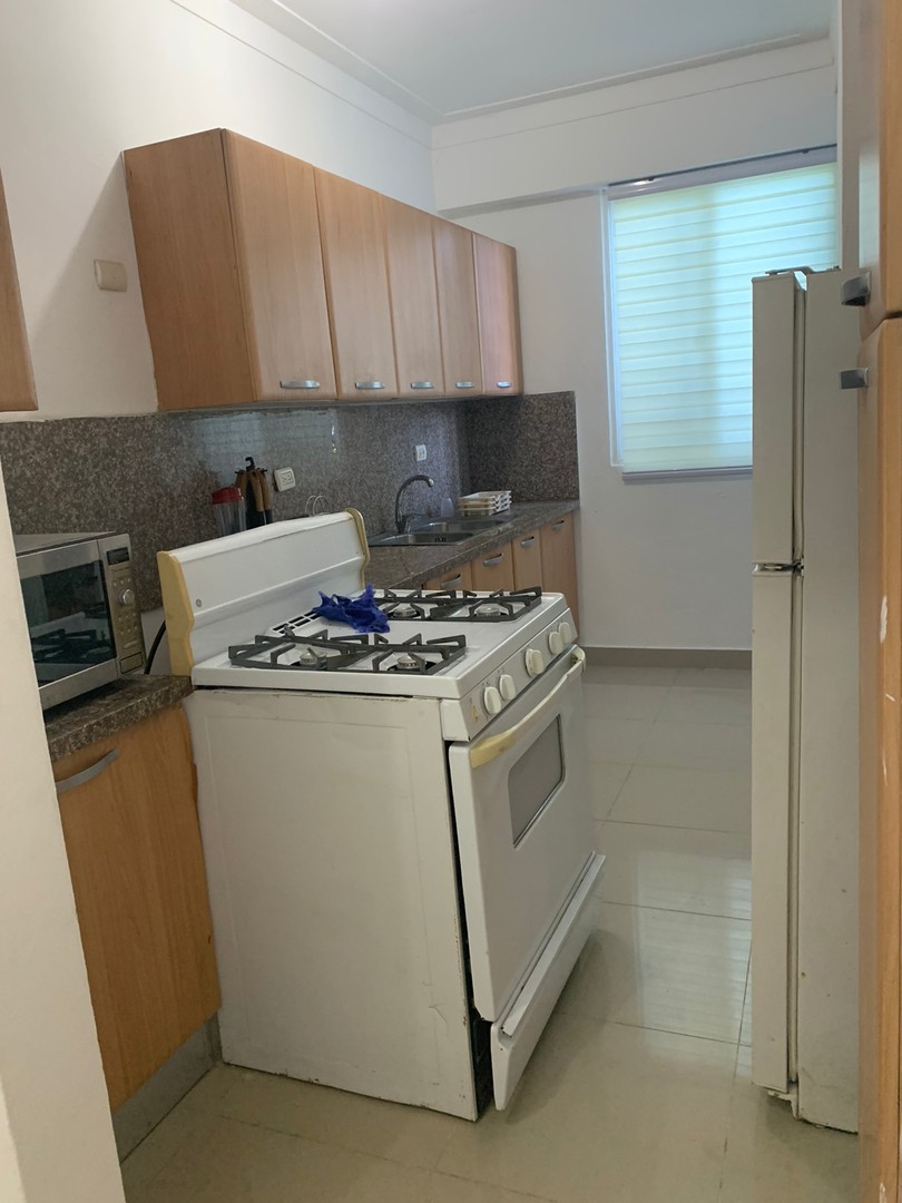 apartamentos - Gran Oportunidad 🚨Independencia📍🚨Apt 3hab, Balcón, sala, comedor, 2parqueos,  1