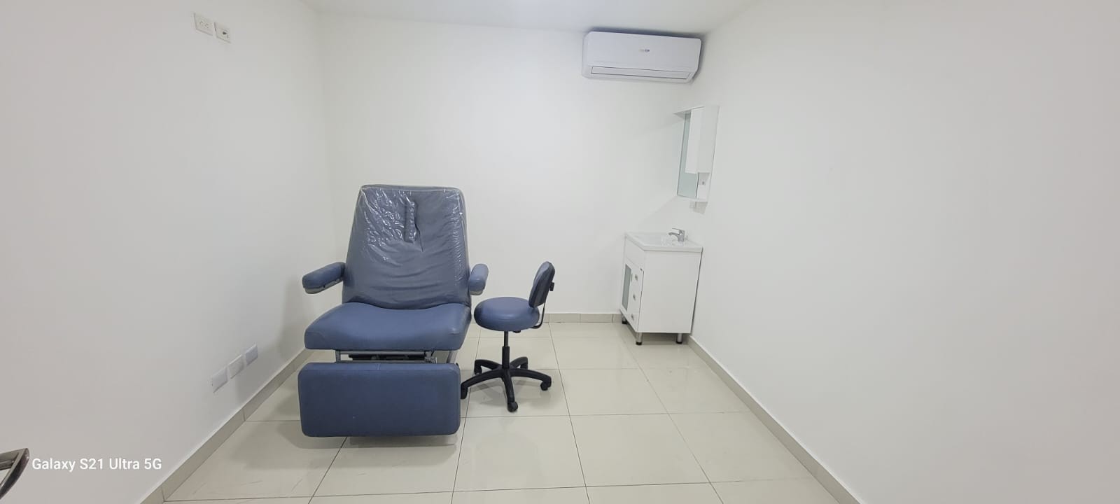 oficinas y locales comerciales - 🔵Alquilo Local comercial 1er piso  130 mts En Naco 
 5