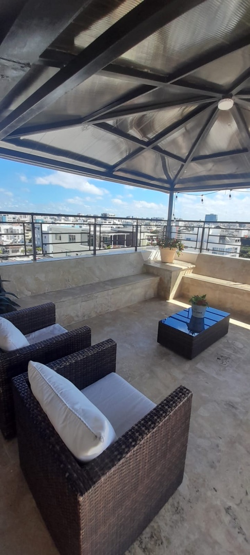 penthouses - Vendo penthouses en mirador sur 
429. Mts2. 
Vista al mar 
Us$ 445,000  4