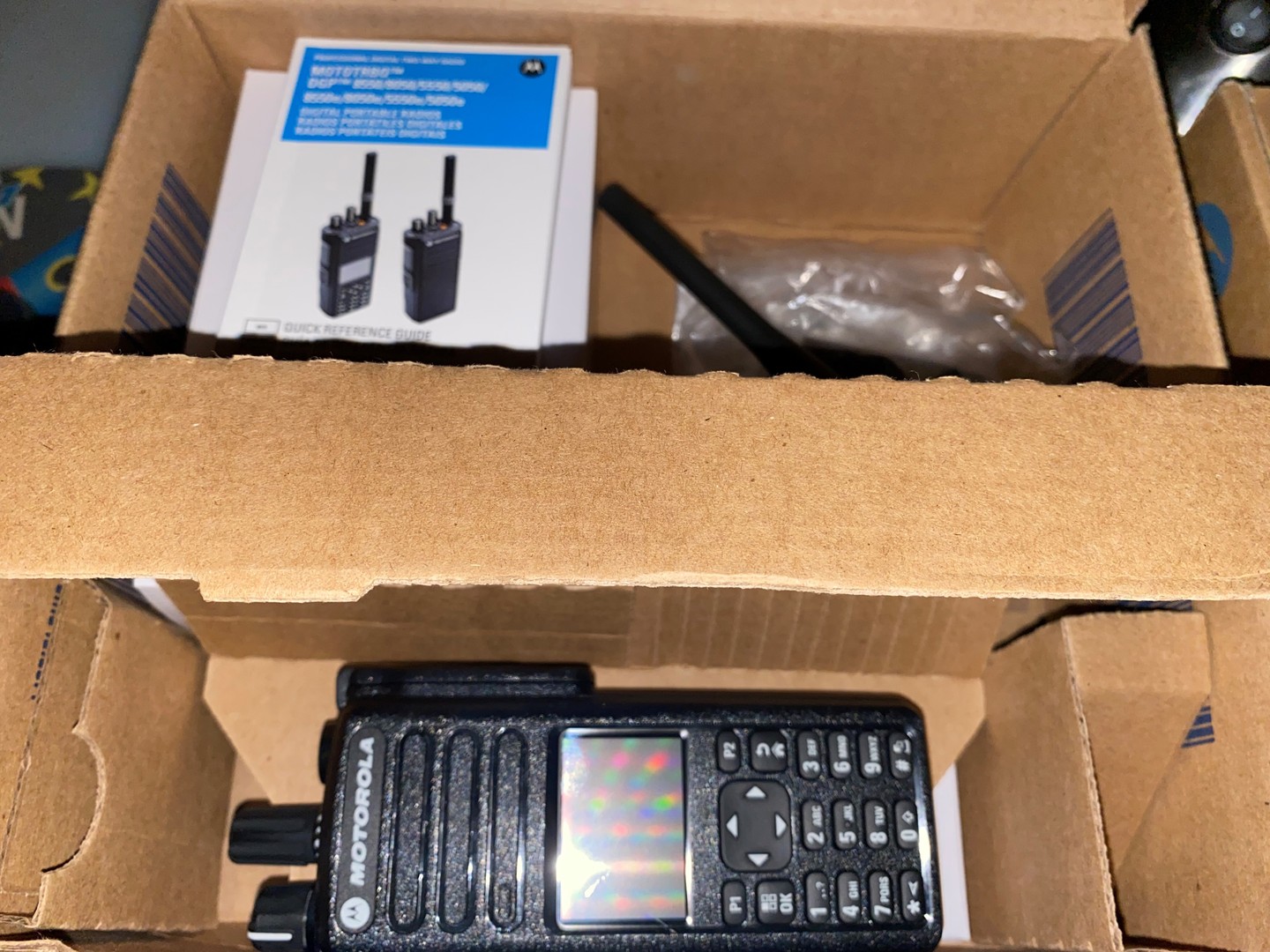 otros electronicos - Radio Portatil Digital y Análogo MOTOROLA DGP5550 VHF 5w 1000Ch Nuevo 1