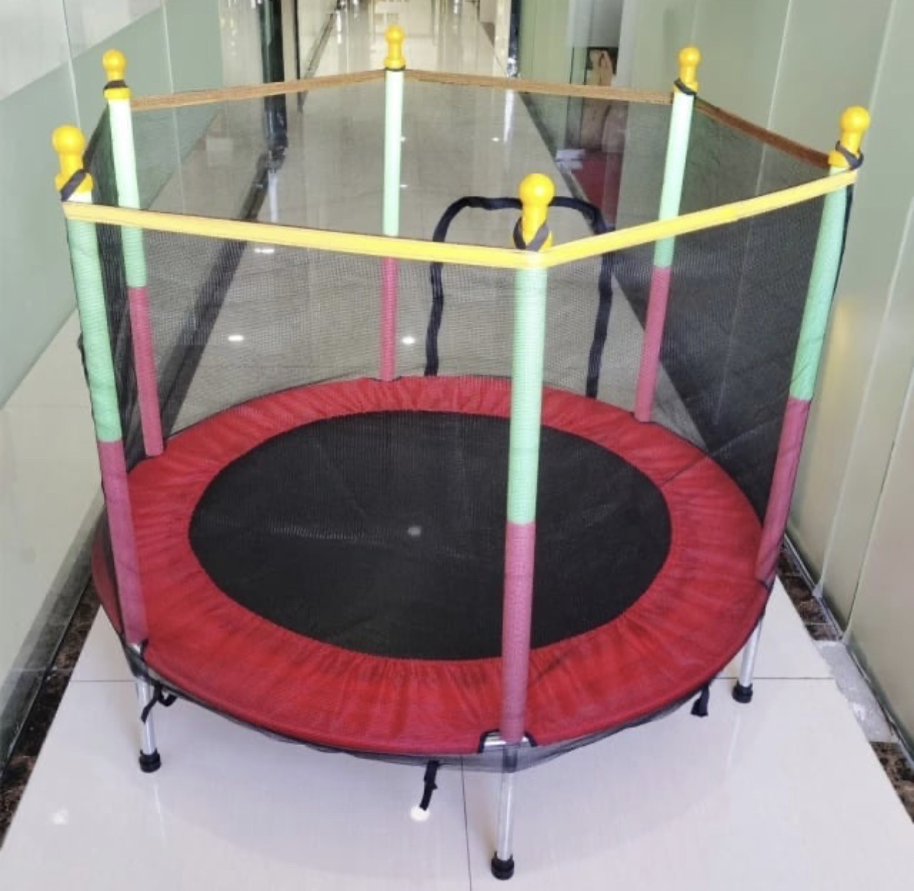 juguetes - Trampolin para niños medidas 48x55 pulgadas peso max 200 libras Nuevo  1