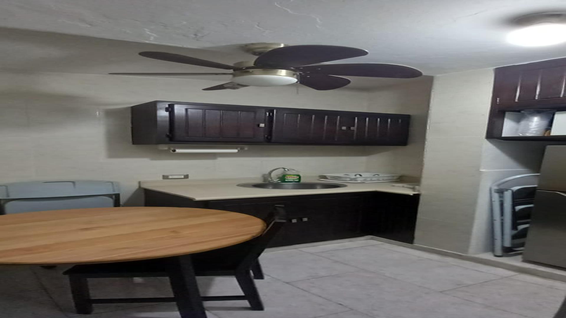 oficinas y locales comerciales - Vendo apartamento / local en Bella Vista 1