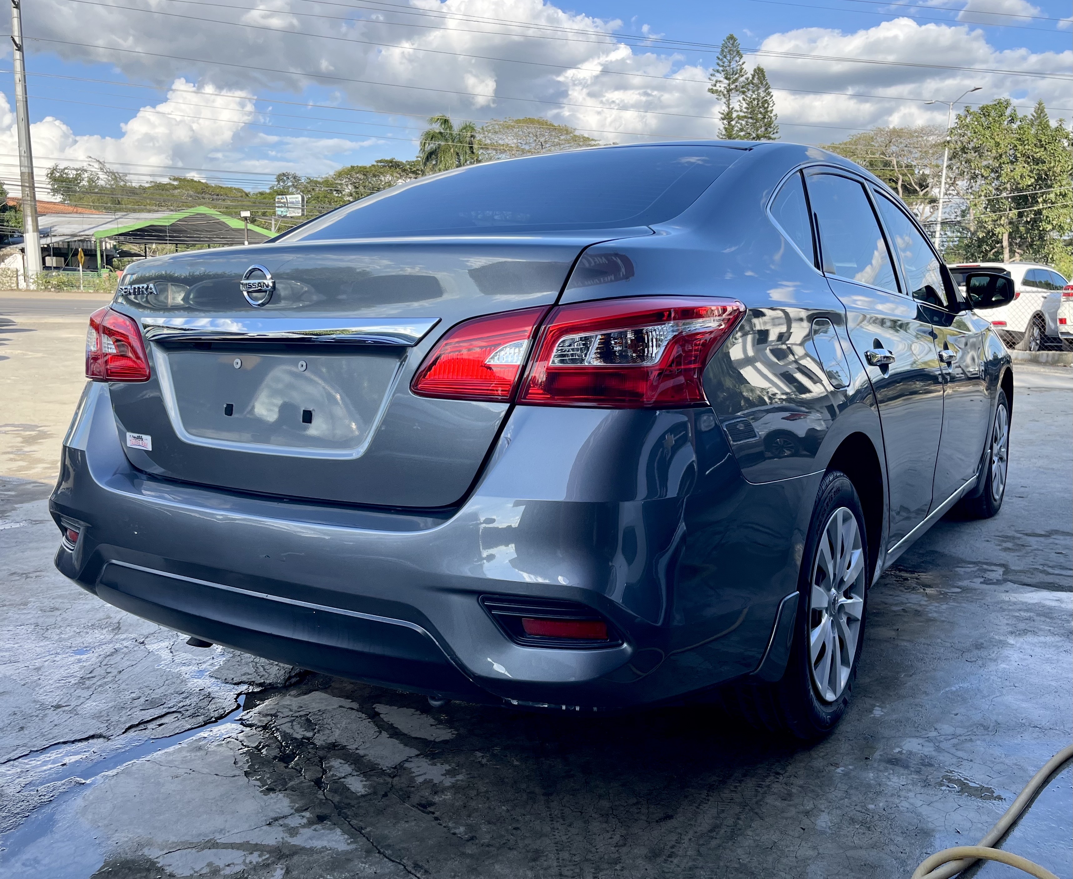 carros - Nissan Sentra 2019 
 4