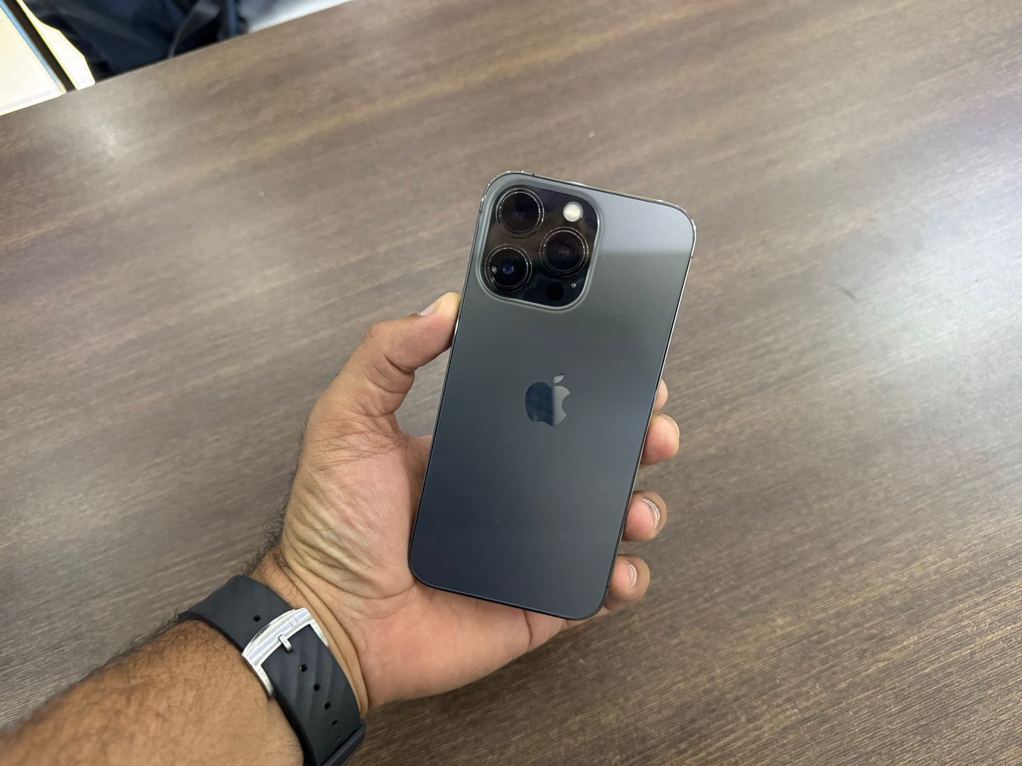 celulares y tabletas - iPhone 13 Pro 128GB Graphite, Como Nuevo, Desbloqueado, RD$ 37,500 NEG