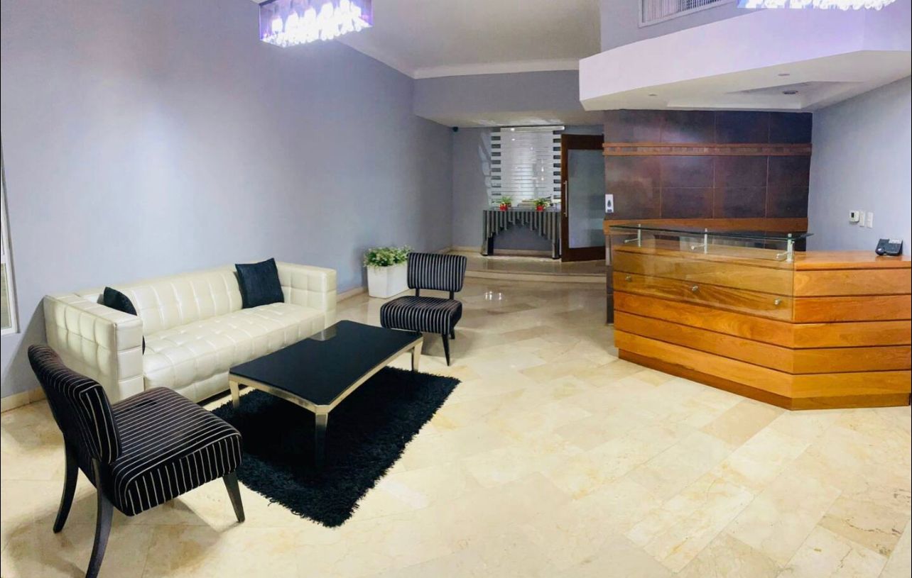 apartamentos - Alquilo apto en La esperilla piso alto 
220. Mts. Amueblado us$ 1600,000 5