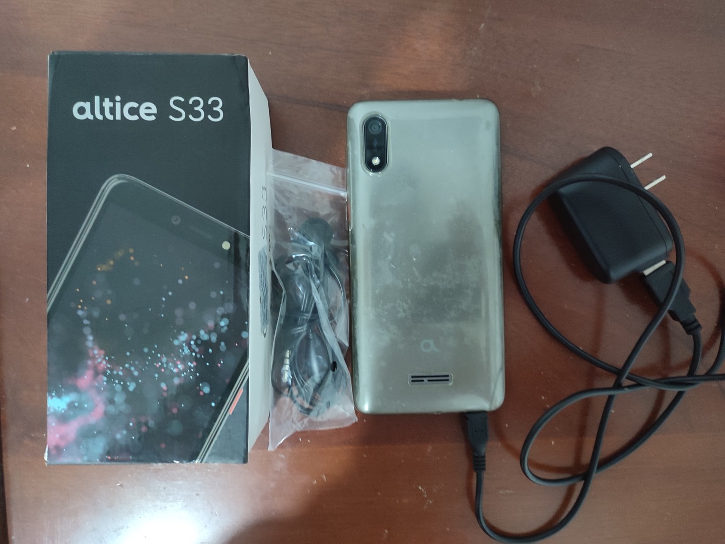 celulares y tabletas - ALTICE S33 BLACK 1