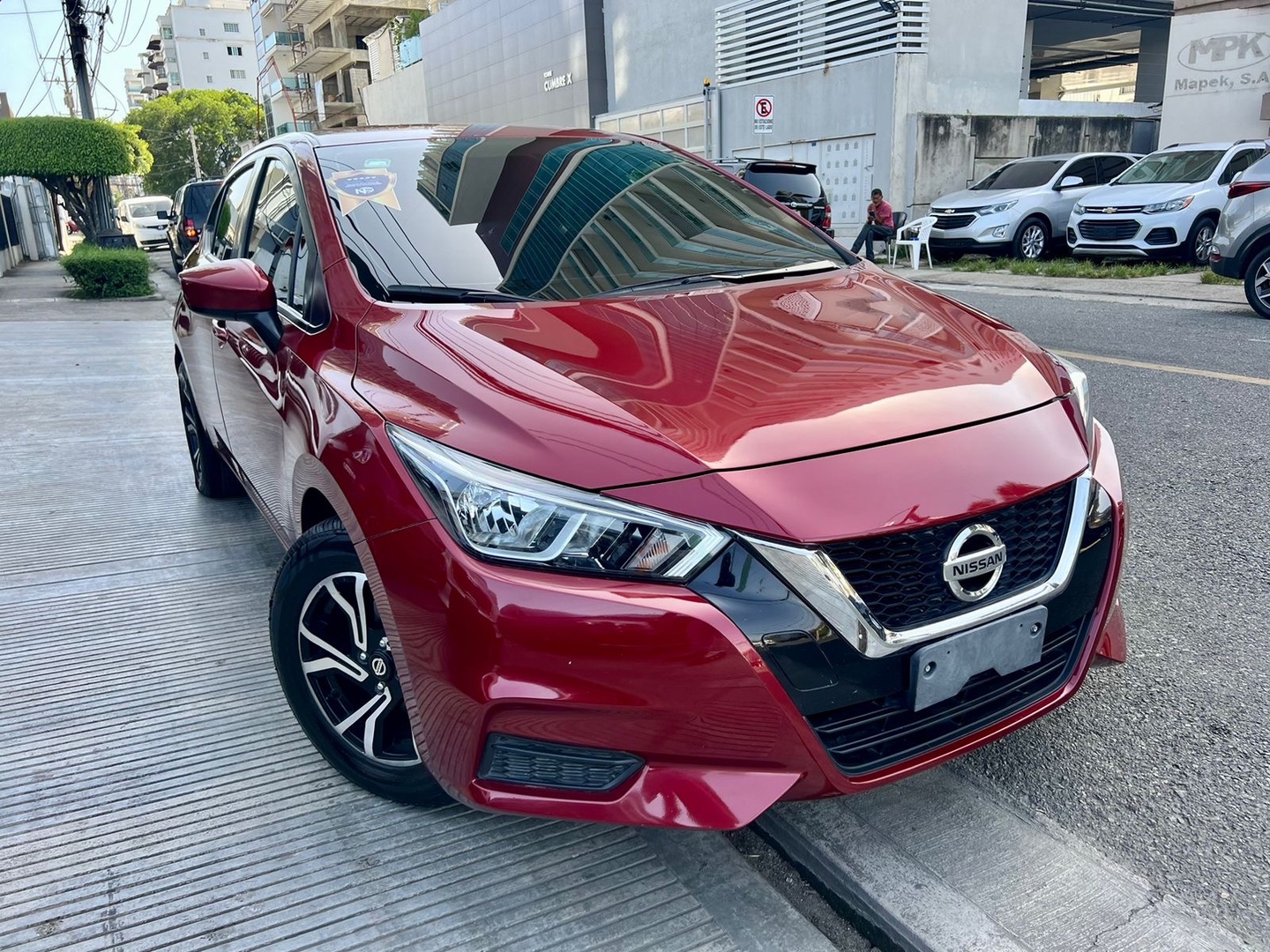 carros - Nissan Versa 2021 3