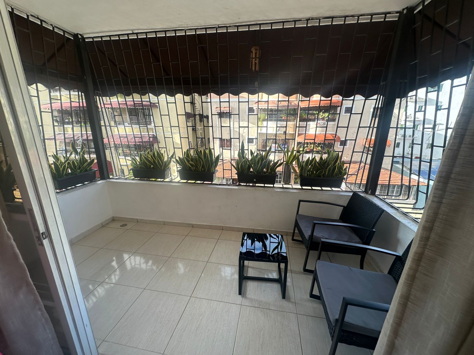 apartamentos - apartamento en el millon en venta  3