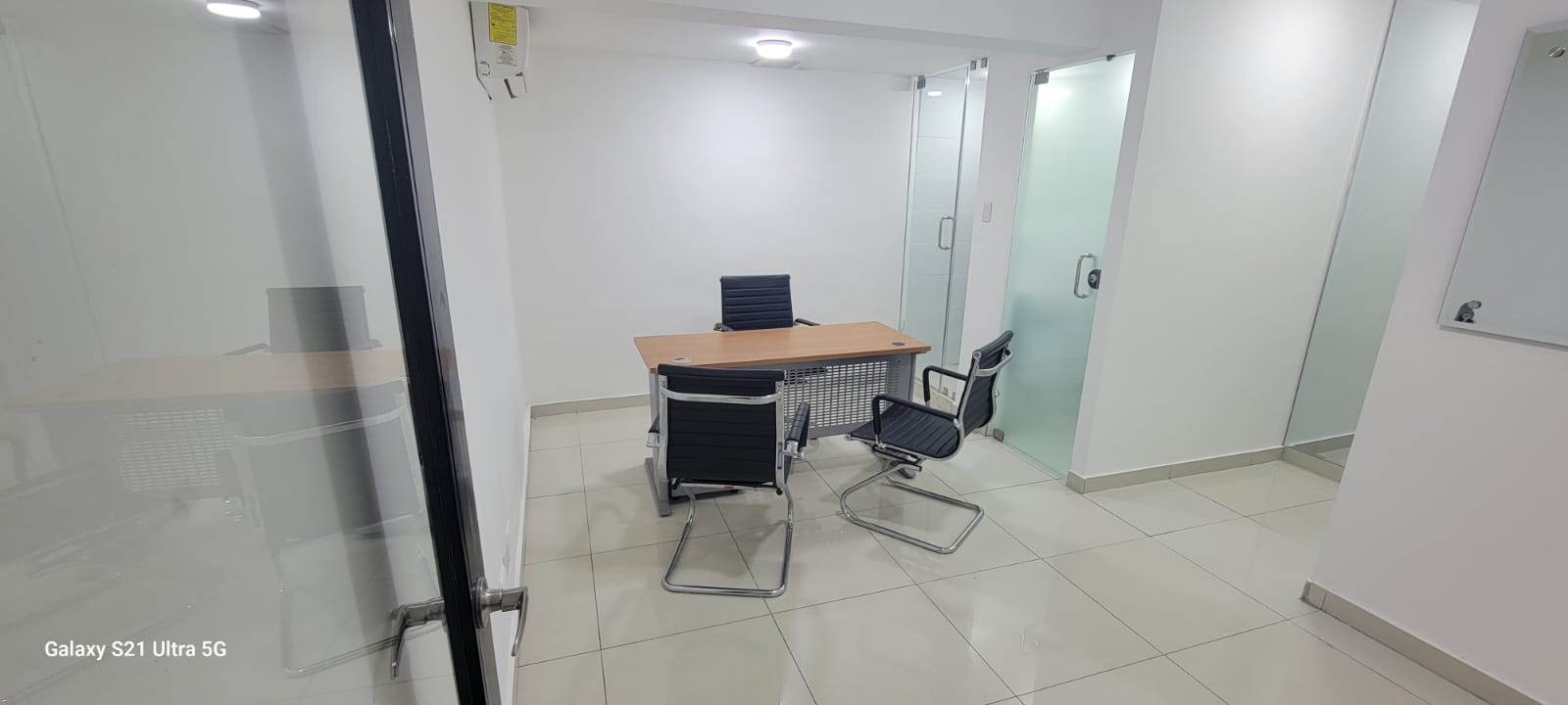 oficinas y locales comerciales - 🔵Alquilo Local comercial 1er piso  130 mts En Naco 
 7