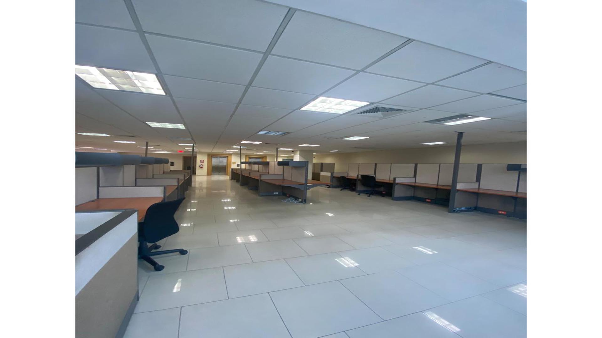 oficinas y locales comerciales - ALQUILER LOCAL PARA OFICINA DE 379m2 - EVARISTO MORALES 1