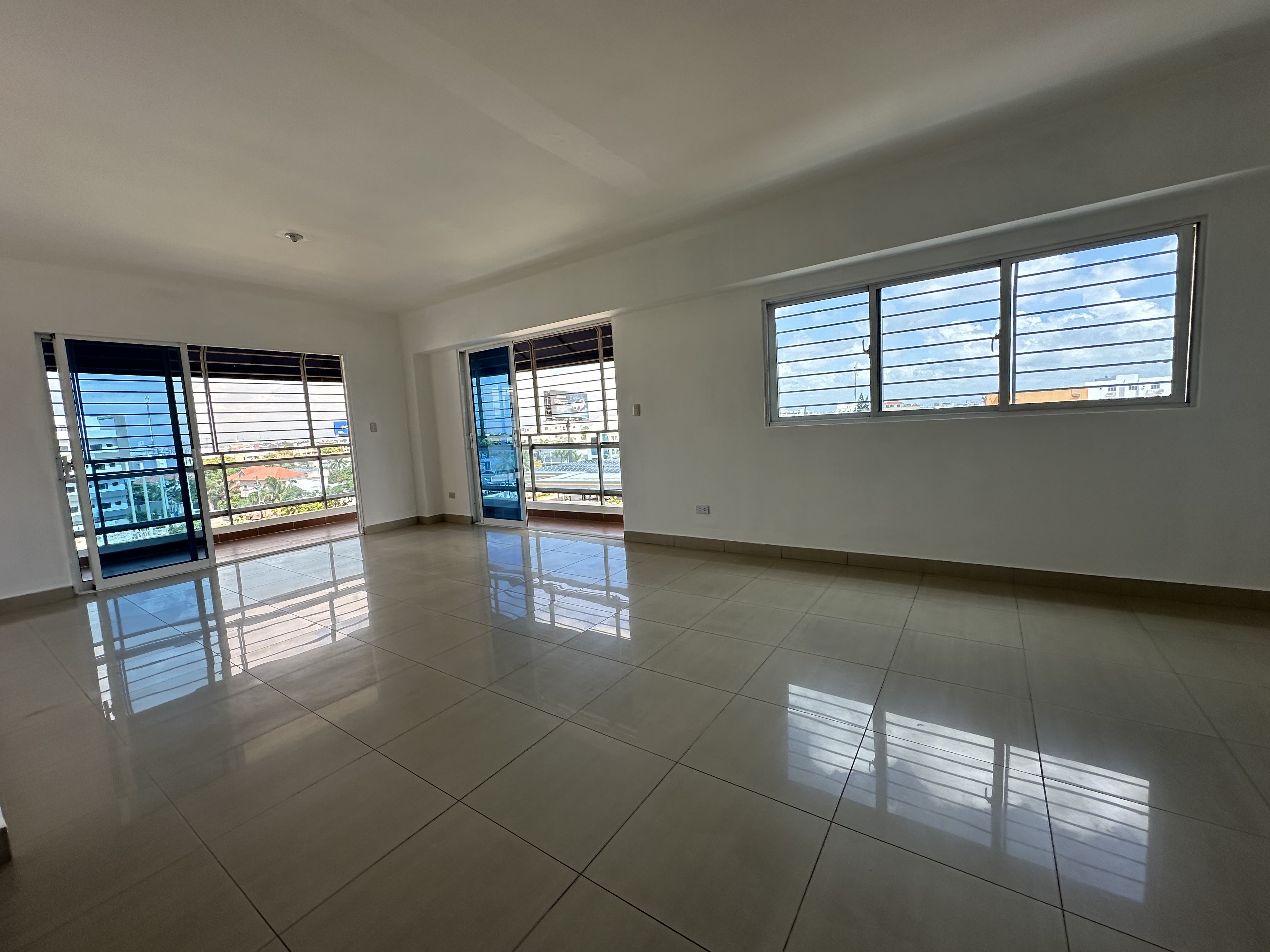 apartamentos - Vendo o alquilo piso 5 mirador norte tres hab dos 