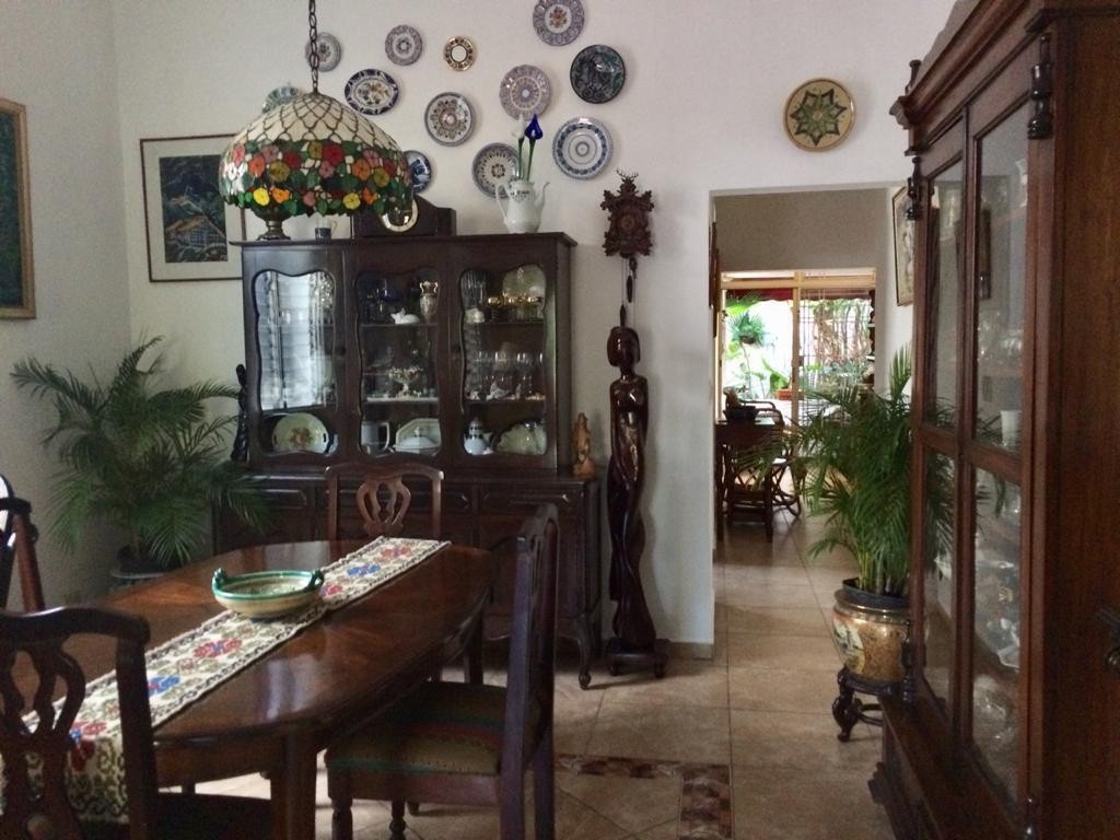 casas - Casa Colonial en Zona Gazcue Dos niveles Seis habitaciones en Venta 7