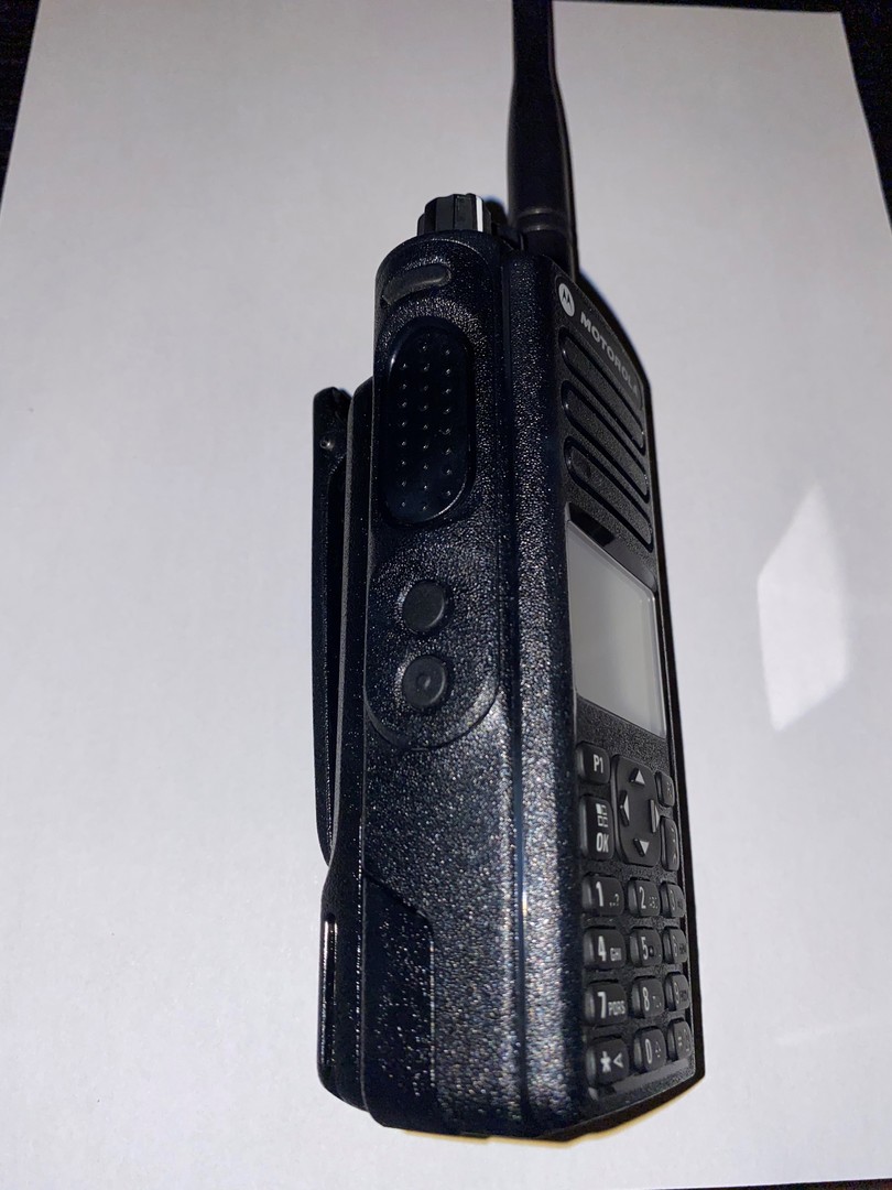 otros electronicos - Radio Portatil Digital y Análogo MOTOROLA DGP5550 VHF 5w 1000Ch Nuevo 3