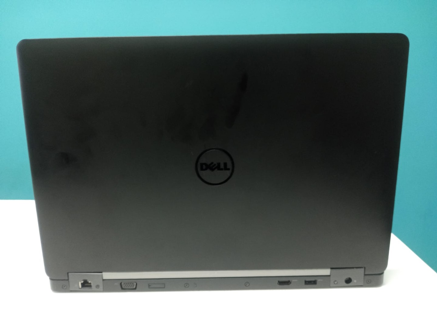 computadoras y laptops - Laptop, Dell Latitude E5570 / 6th Gen, Intel Core i7 / 8GB DDR4 / 128GB SSD 5