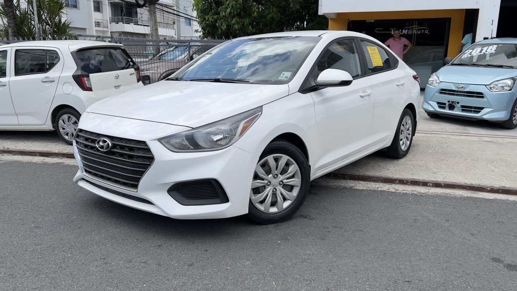 carros - Hiunday accent gls 2018 mecánico 