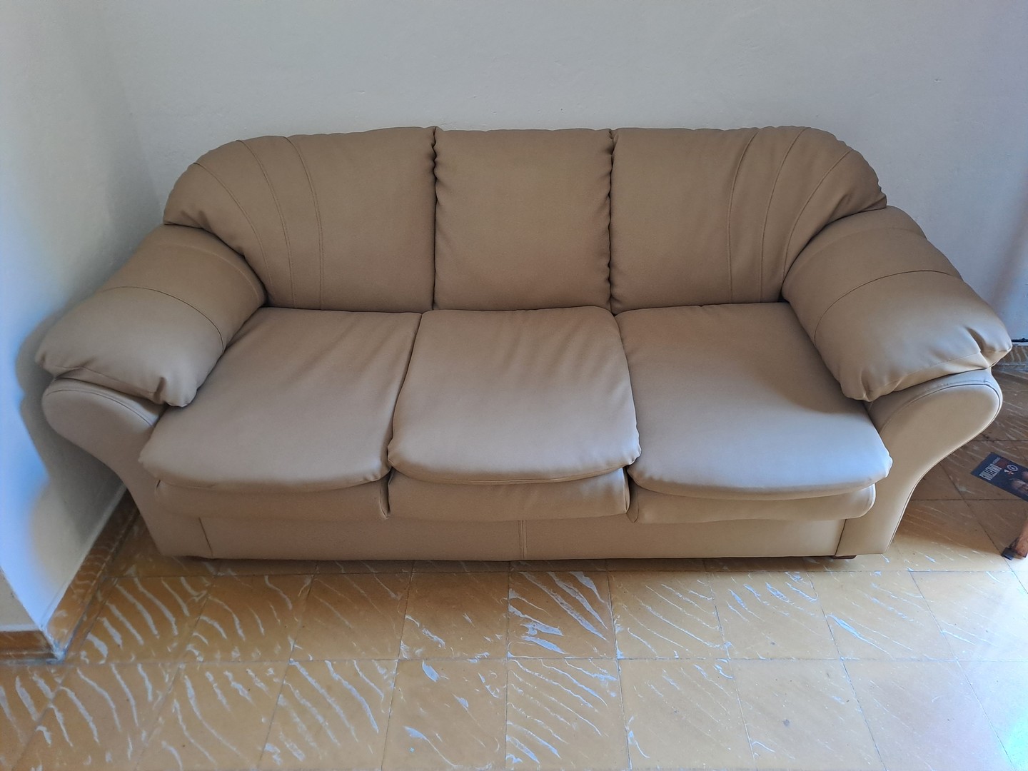 muebles y colchones - Vendo juego de sala de 2 piezas . Tambien se venden por separado