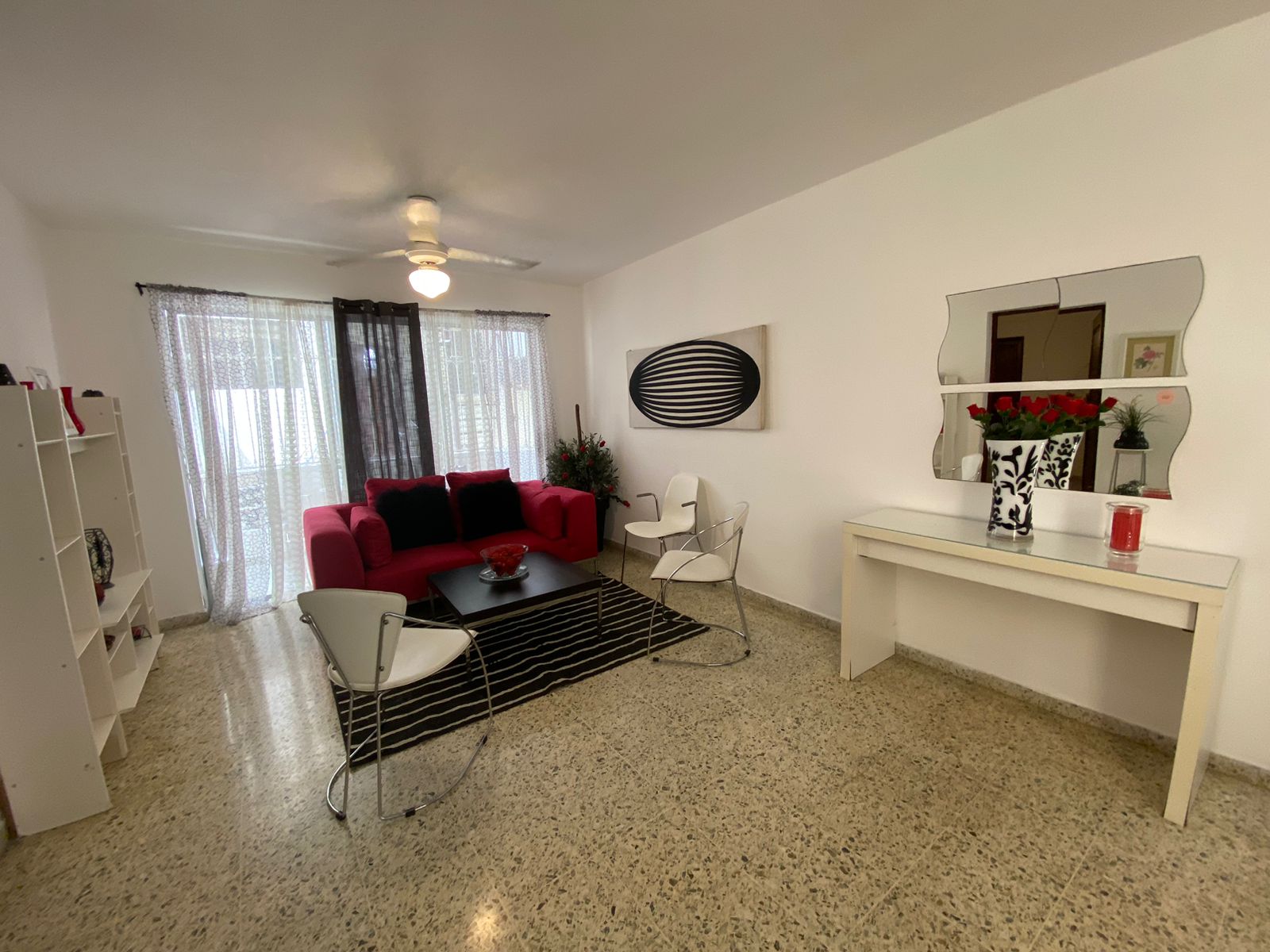 apartamentos - APTO ESTUDIO AMUEBLADO, SERRALLES, PROX AGORA MALL, 2DO NIVEL 7