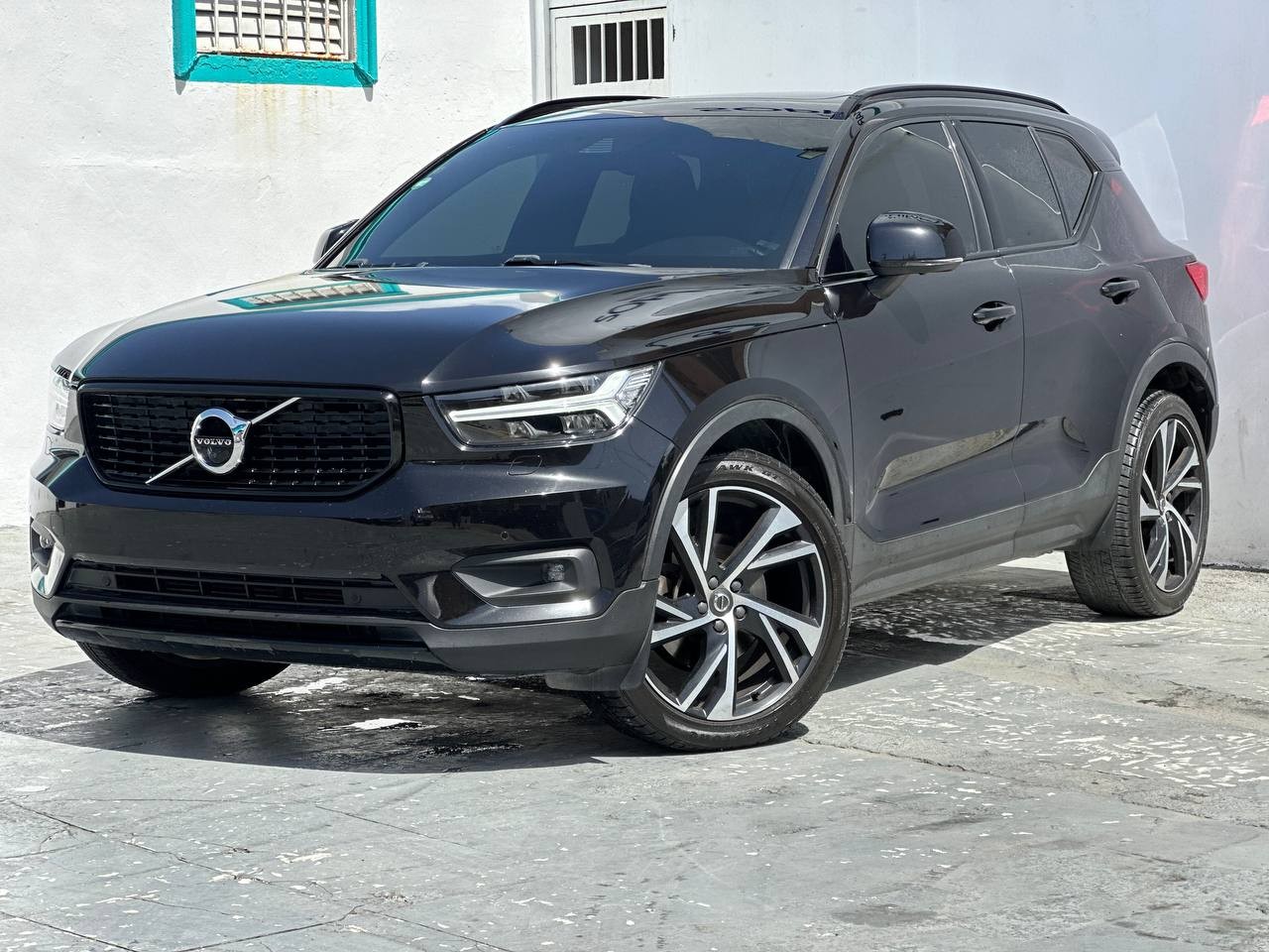 jeepetas y camionetas - VOLVO XC40 R DESING T5 2020Excelente condicionesUnico dueño 4