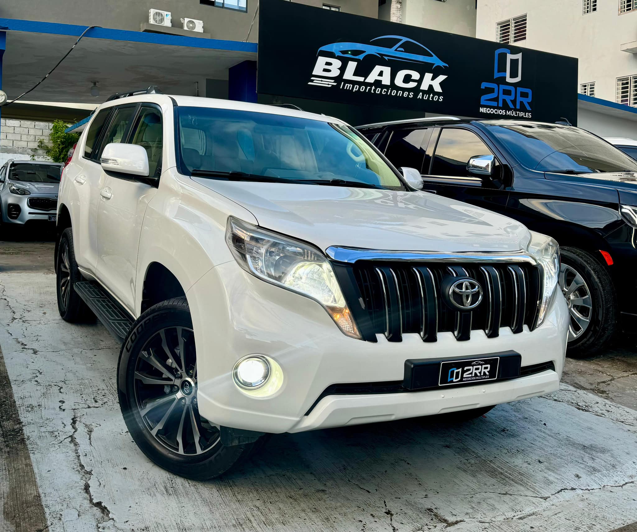 jeepetas y camionetas - Toyota Land Cruiser Prado TXL 2015 4