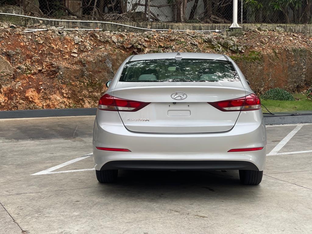 carros - HYUNDAI ELANTRA   2018 VERSION AMERICANA1 AÑO DE GARANTIA CLEAN CARFAX NUEVO 4