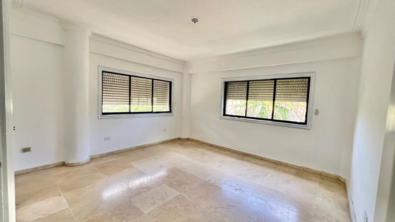 apartamentos - Apartamento de 300 metros en venta en La Esperilla  ID 3455 7