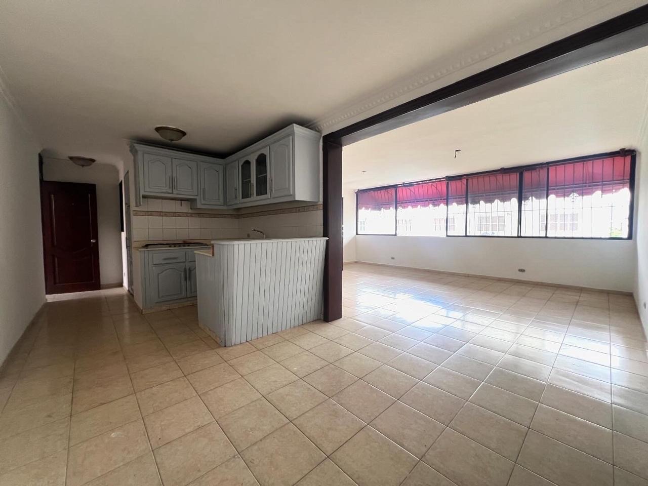 apartamentos - venta de apartamento en Alma Rosa 1 piso 3 de 115mts Santo Domingo este  2