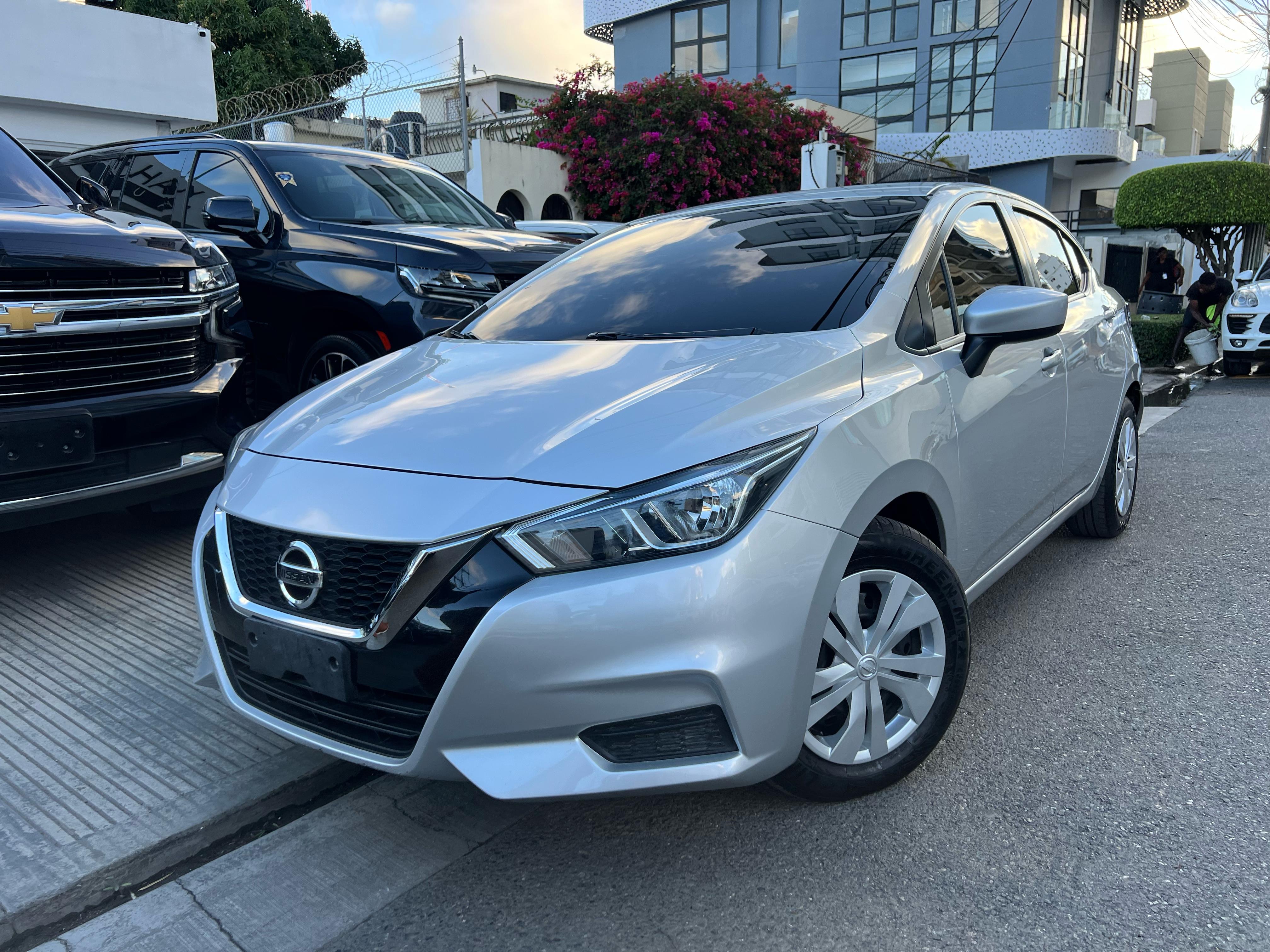 carros - NISSAN VERSA 2022 OFERTA 0