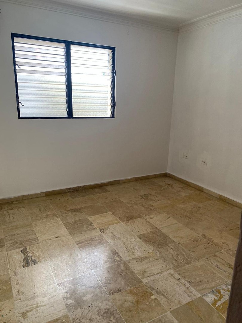 apartamentos - Alquiler Apartamento de 3 Habitaciones Sin Amueblar, Piantini, Santo Domingo 2