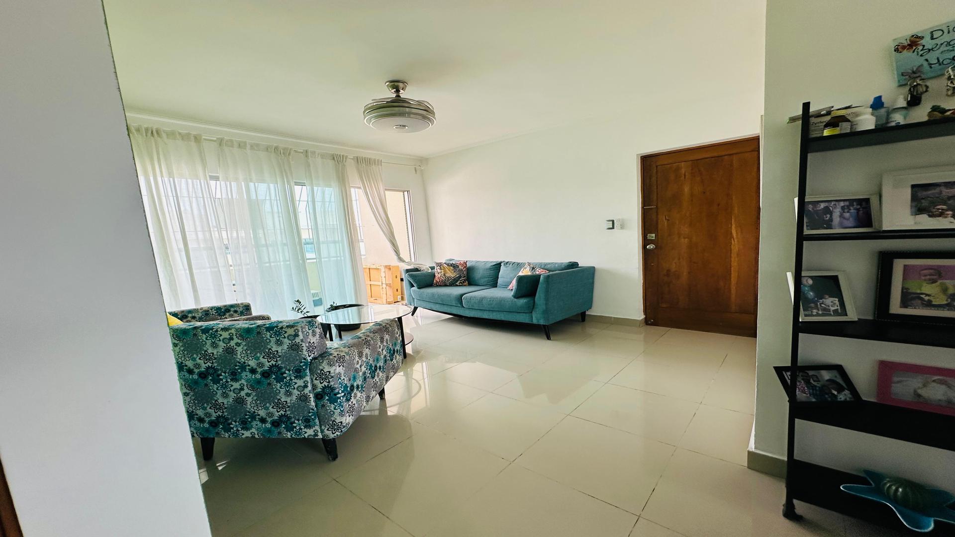 apartamentos - Venta de apartamento en los Jardines del Norte con 215.77mt 8