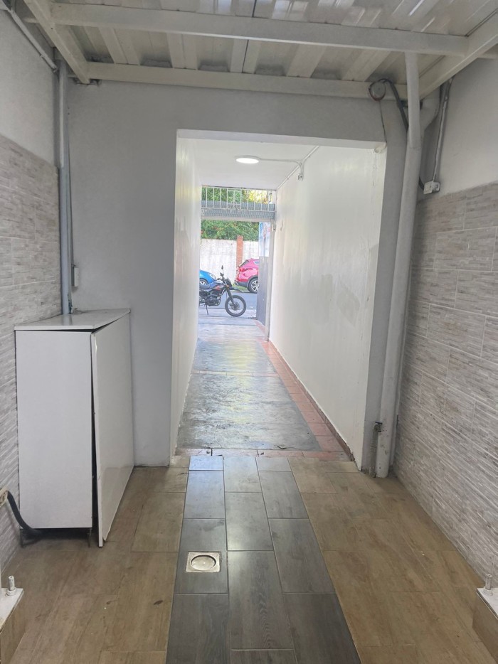 casas - Casa/ Edificio uso Comercial en venta en Evaristo Morales 5