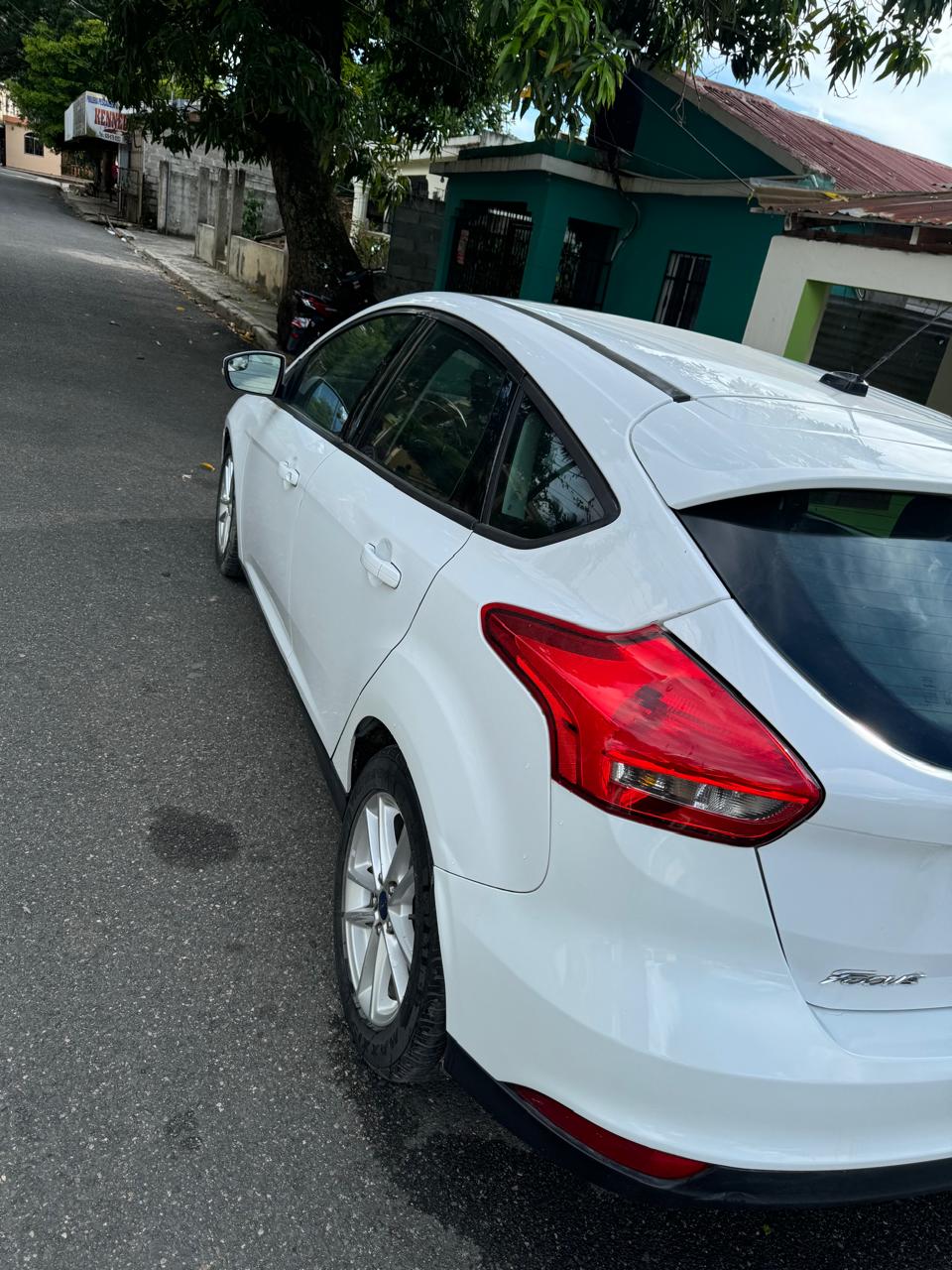 carros - Ford focus hb 2016 1