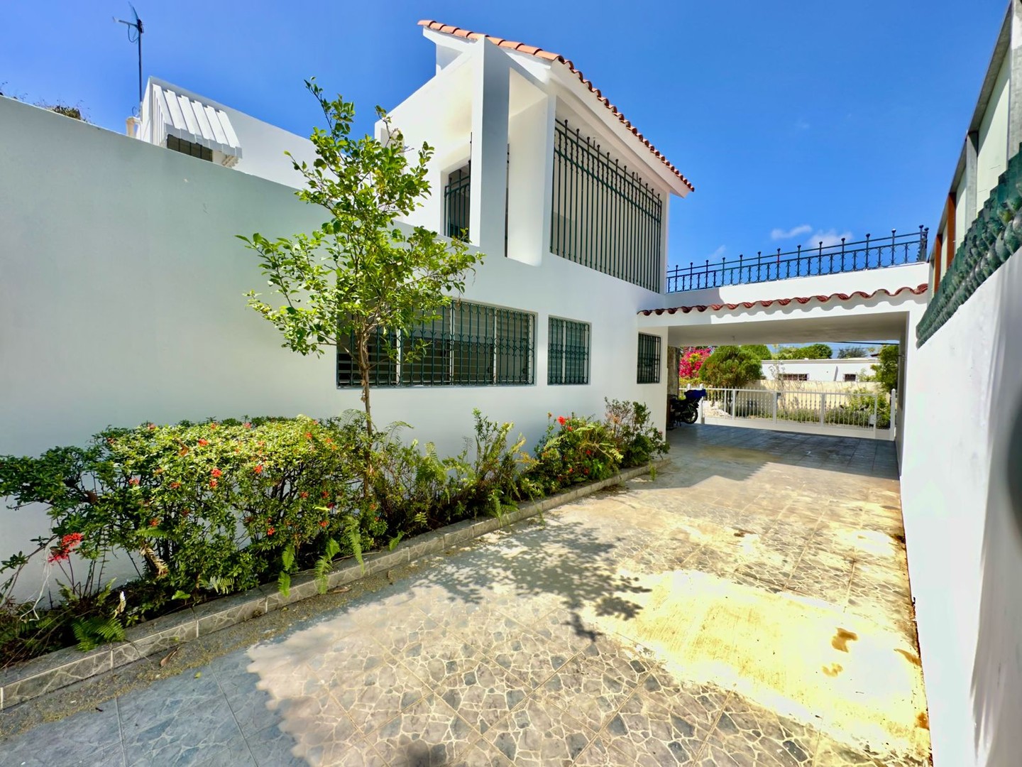 casas vacacionales y villas - Casa en La Castellana, Santo Domingo 