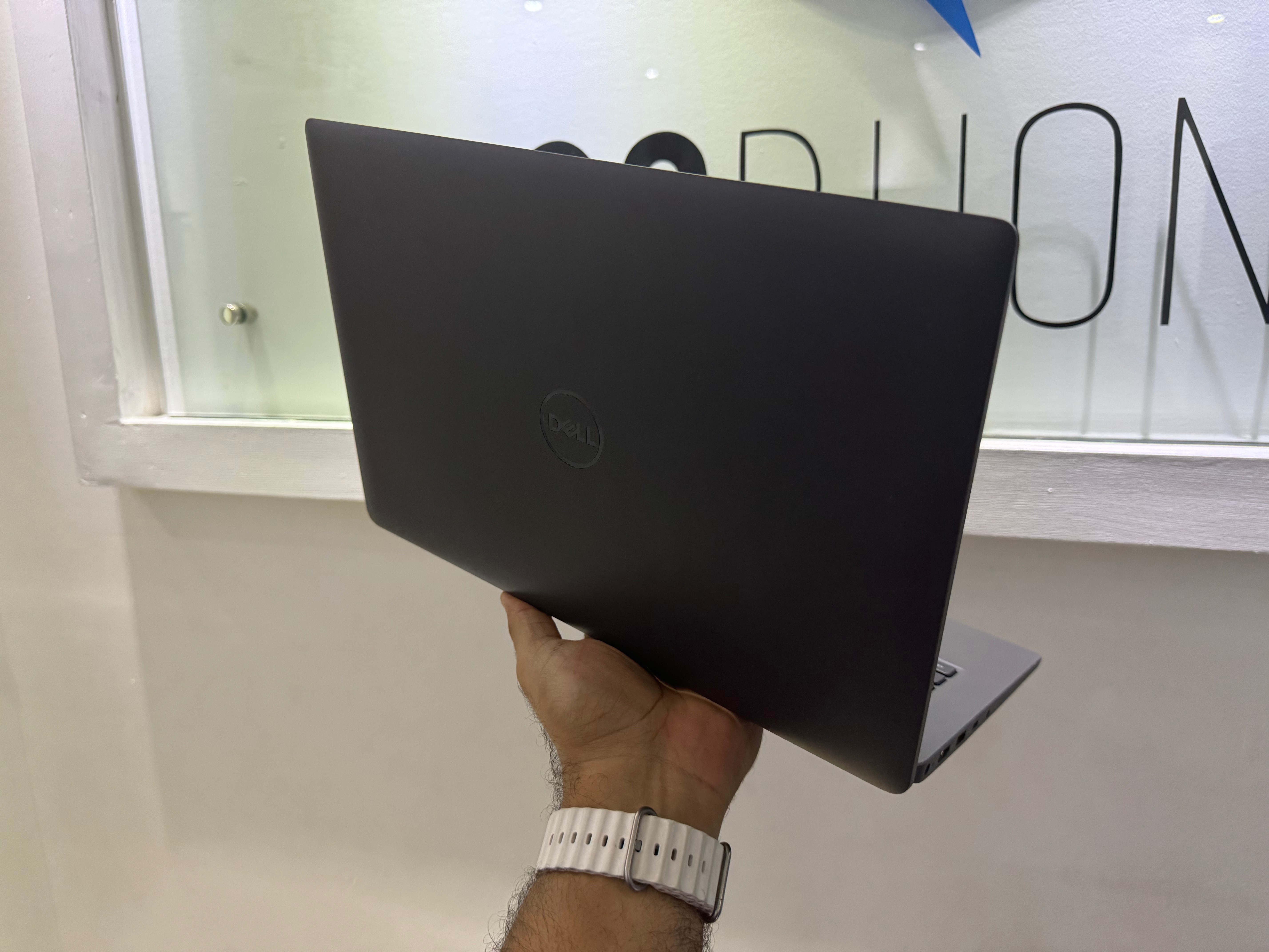 computadoras y laptops - PC Laptop Dell Latitude 16GB RAM |256GB I5 |13va G