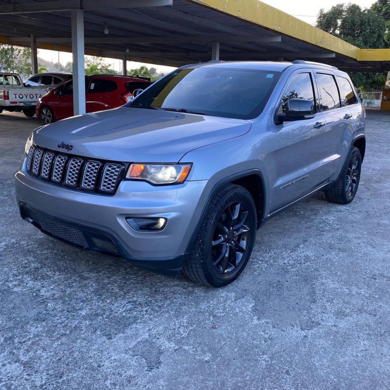 jeepetas y camionetas - jeep grand cherokee limited 4x4 2017  0